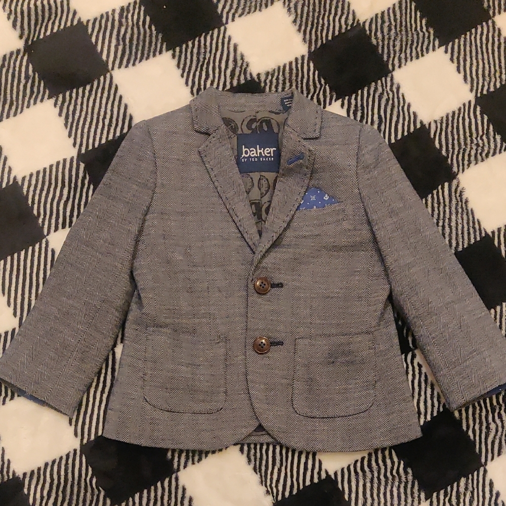 Baker by Ted Baker Charcoal Blazer with Cobalt Pocket Square Sz 3Y